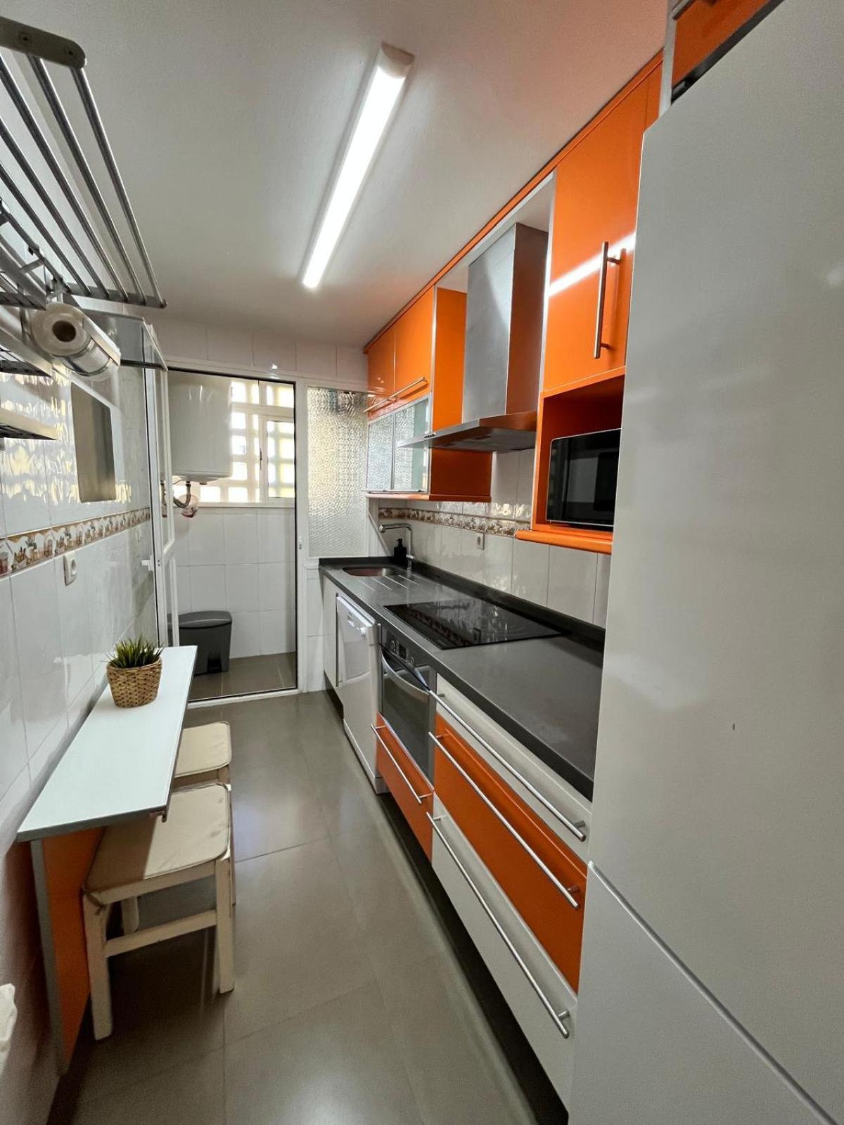 Malaga Prime Location - Stylish Apartment With Free Wifi, Free Parking, Steps From The Historic Center Eksteriør bilde
